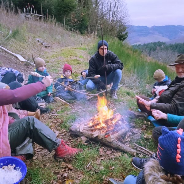 NALA2024_12_Ausflug_Feuer-Stockbrot