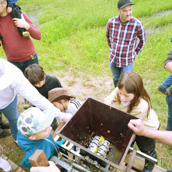 NALA_2024_09_Apfelsaftpressen1